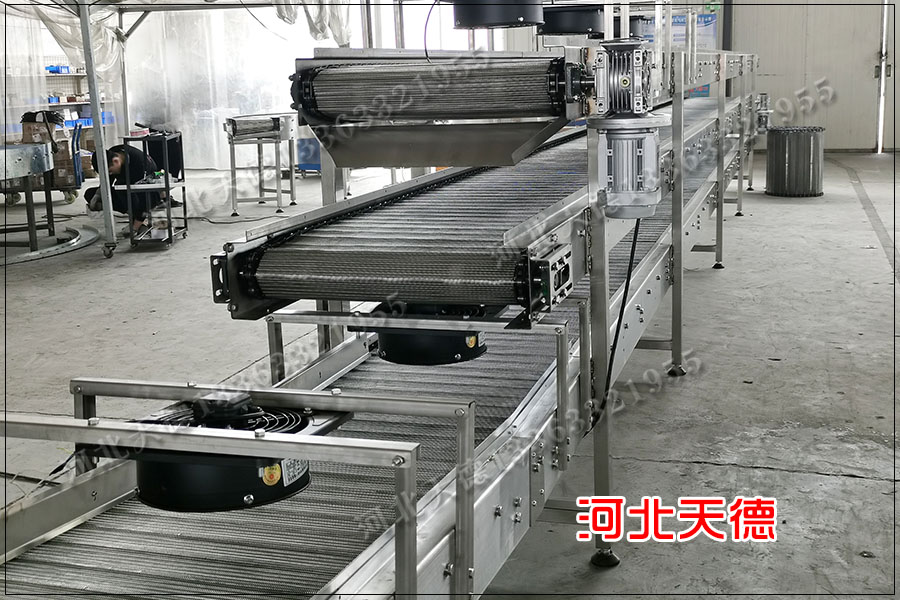 網(wǎng)帶輸送機(jī)